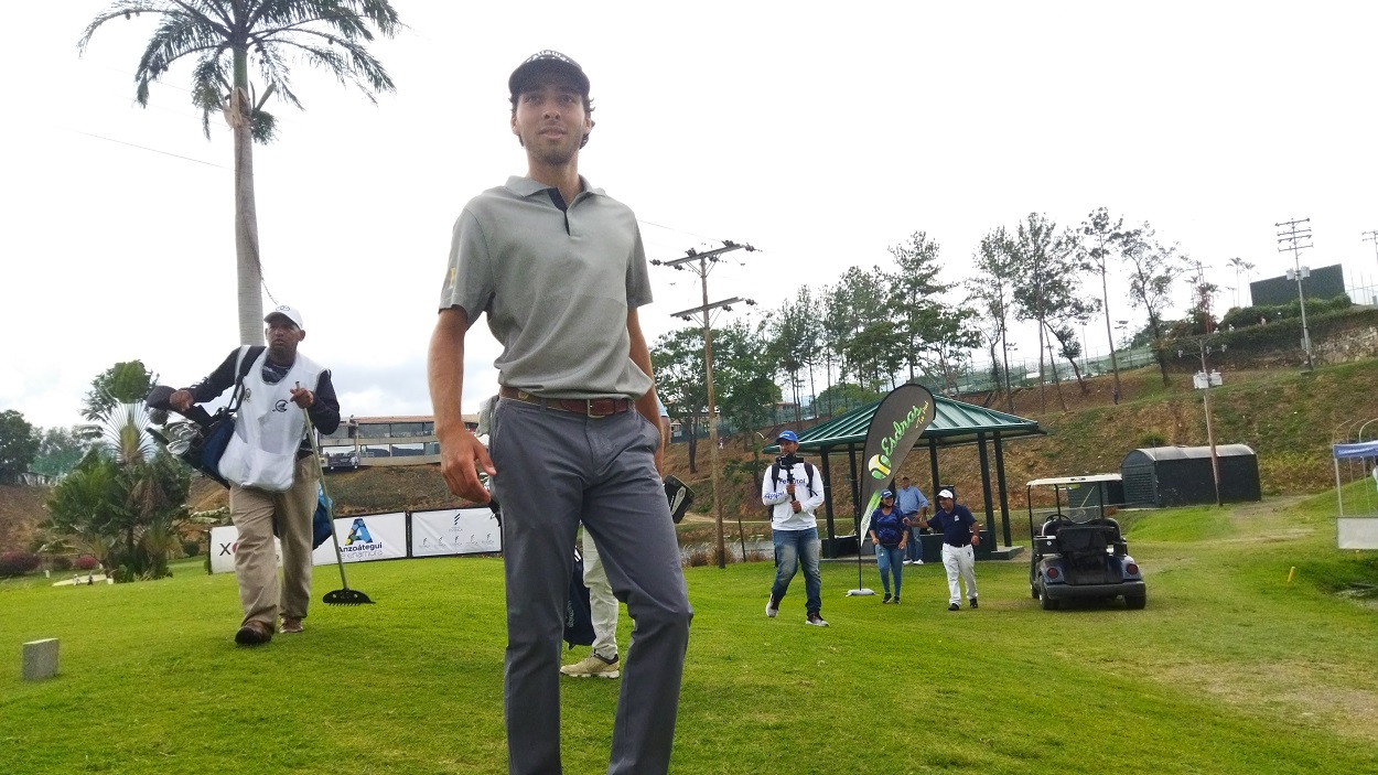 Los amateurs Paz y Baralt comparten liderato en jornada inaugural del Abierto Venezuela 