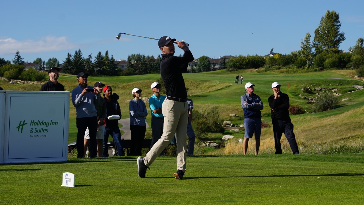 Heffernan and Barnett tied for the lead at the ATB Financial Classic